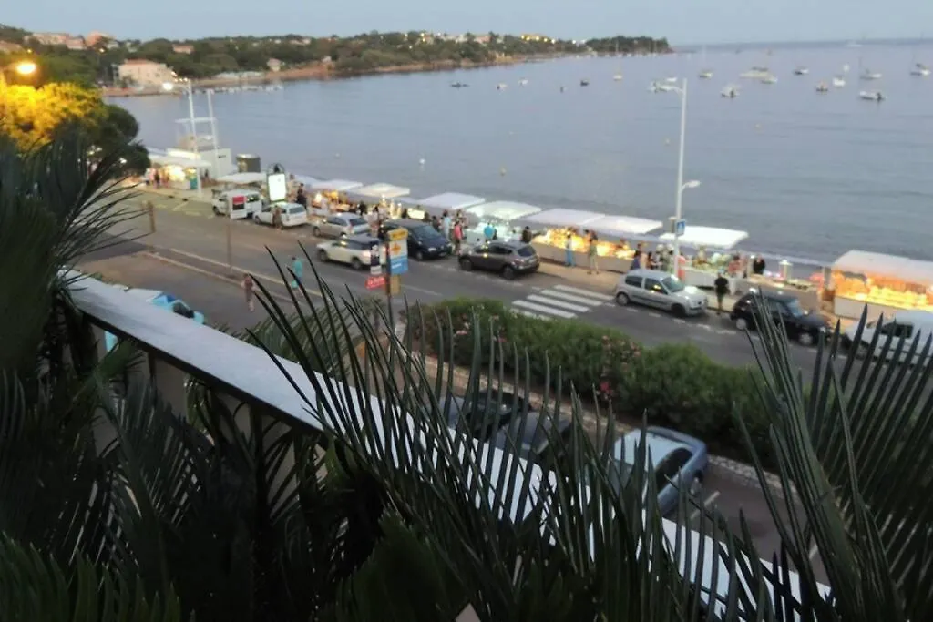 Emplacement Privilegie Pour Ce Bel Appartement Saint-Raphael  0*, Saint-Raphael (Var) France