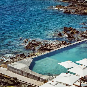 5* Отель Les Roches Rouges, A Beaumier