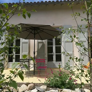 https://gite-maison-de-labbe.midi-pyreneeshotels.com
